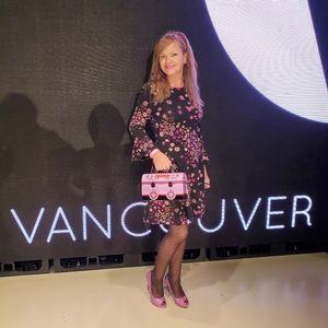 Meet your Posher, Marydora